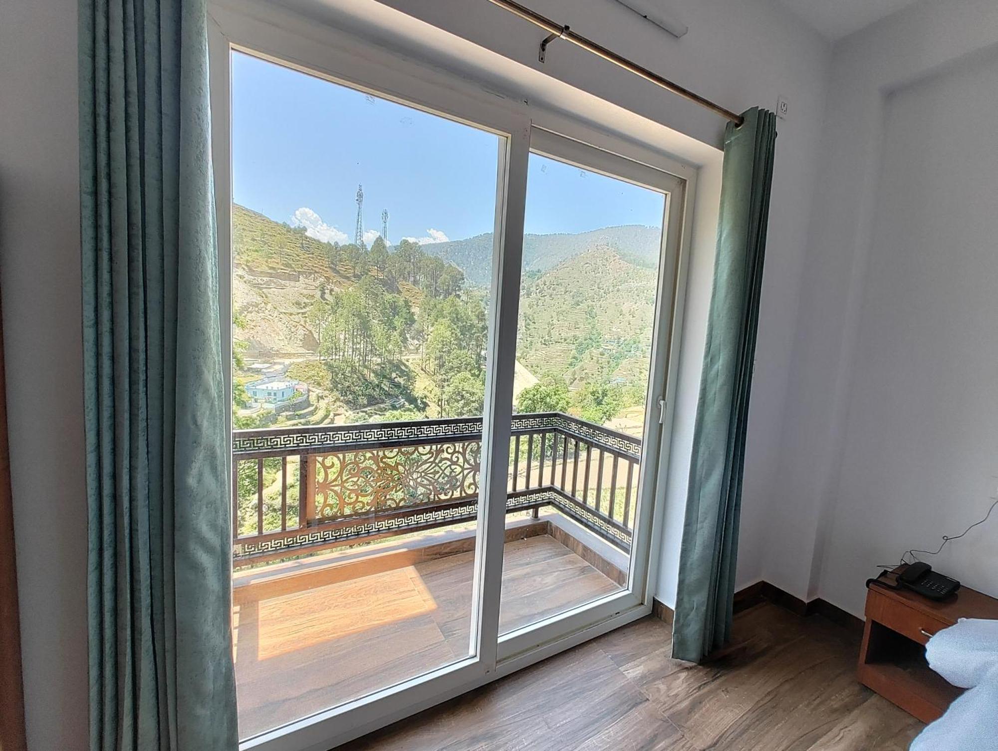 Hotel Anantam Residency Uttarkāshi Dış mekan fotoğraf