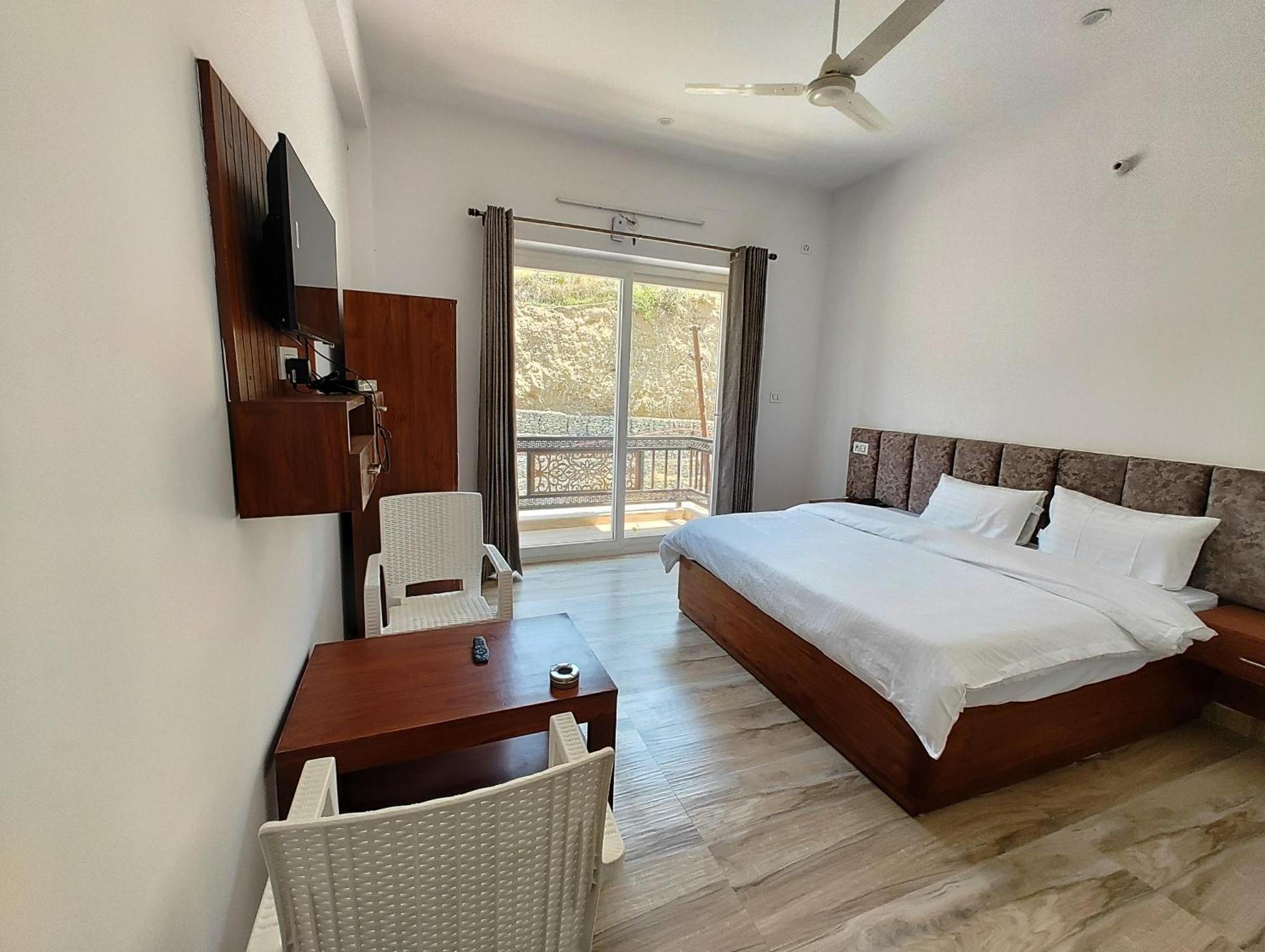 Hotel Anantam Residency Uttarkāshi Dış mekan fotoğraf