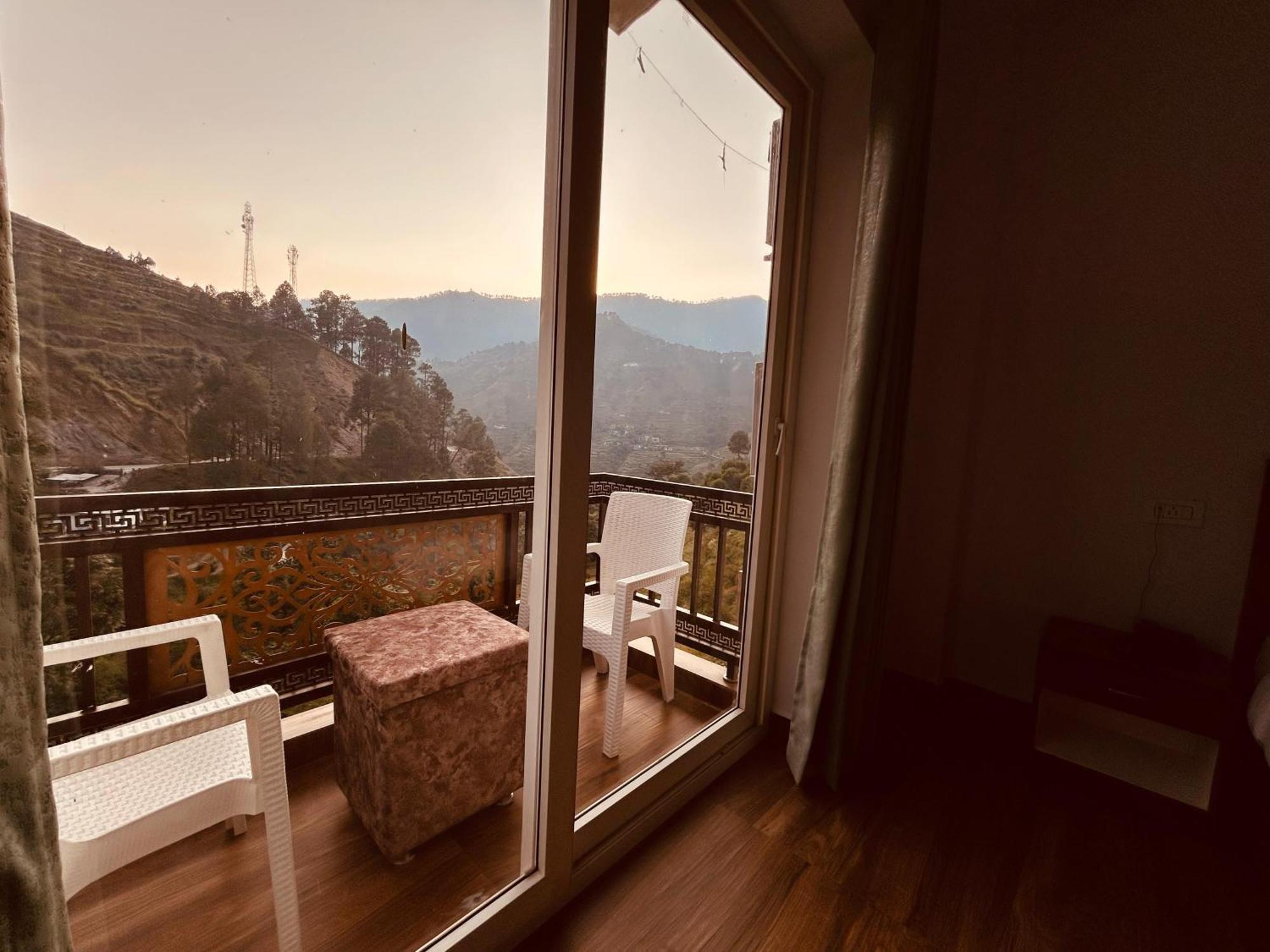 Hotel Anantam Residency Uttarkāshi Dış mekan fotoğraf